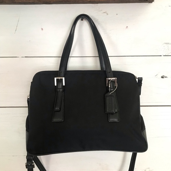 Coach Handbags - Vintage 90s Coach Handbag Purse Leather detail